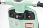 Otroški skuter na akumulator Vespa ROMA 2x35W, mint - slika 24