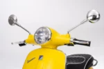 Otroški skuter na akumulator Vespa ROMA 2x35W, rumen - slika 47