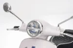 Otroški skuter na akumulator Vespa ROMA 2x35W, bel - slika 10