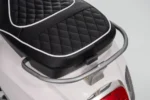 Otroški skuter na akumulator Vespa ROMA 2x35W, bel - slika 32