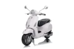 Otroški skuter na akumulator Vespa ROMA 2x35W, bel