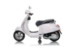 Otroški skuter na akumulator Vespa ROMA 2x35W, bel - slika 41